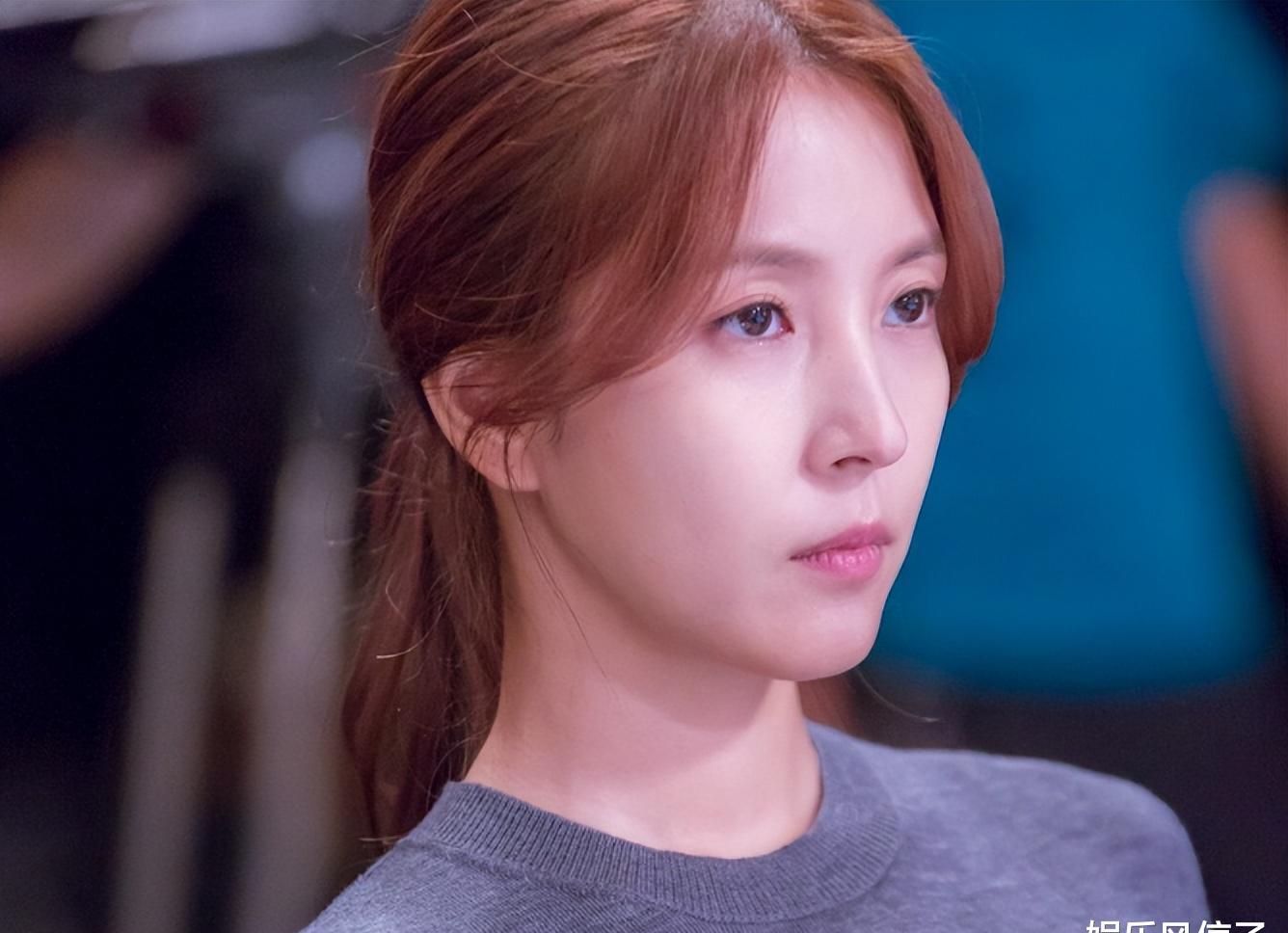 男子直播间*放播**不雅视频，宝儿被吓到关闭直播，知情人曝更多细节