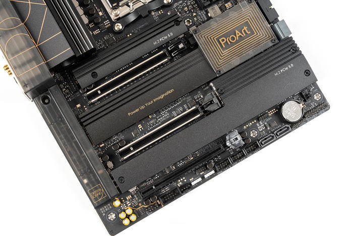 华硕proart4070ti开箱,华硕proartx670配什么显卡