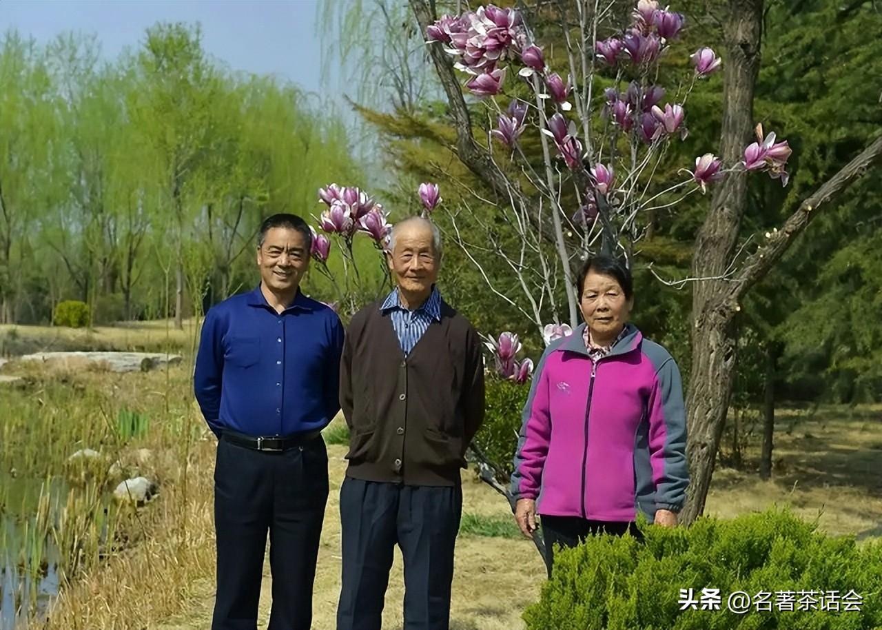 读初中的我晚上送同学回家,他母亲给我两角钱,37年了还记得