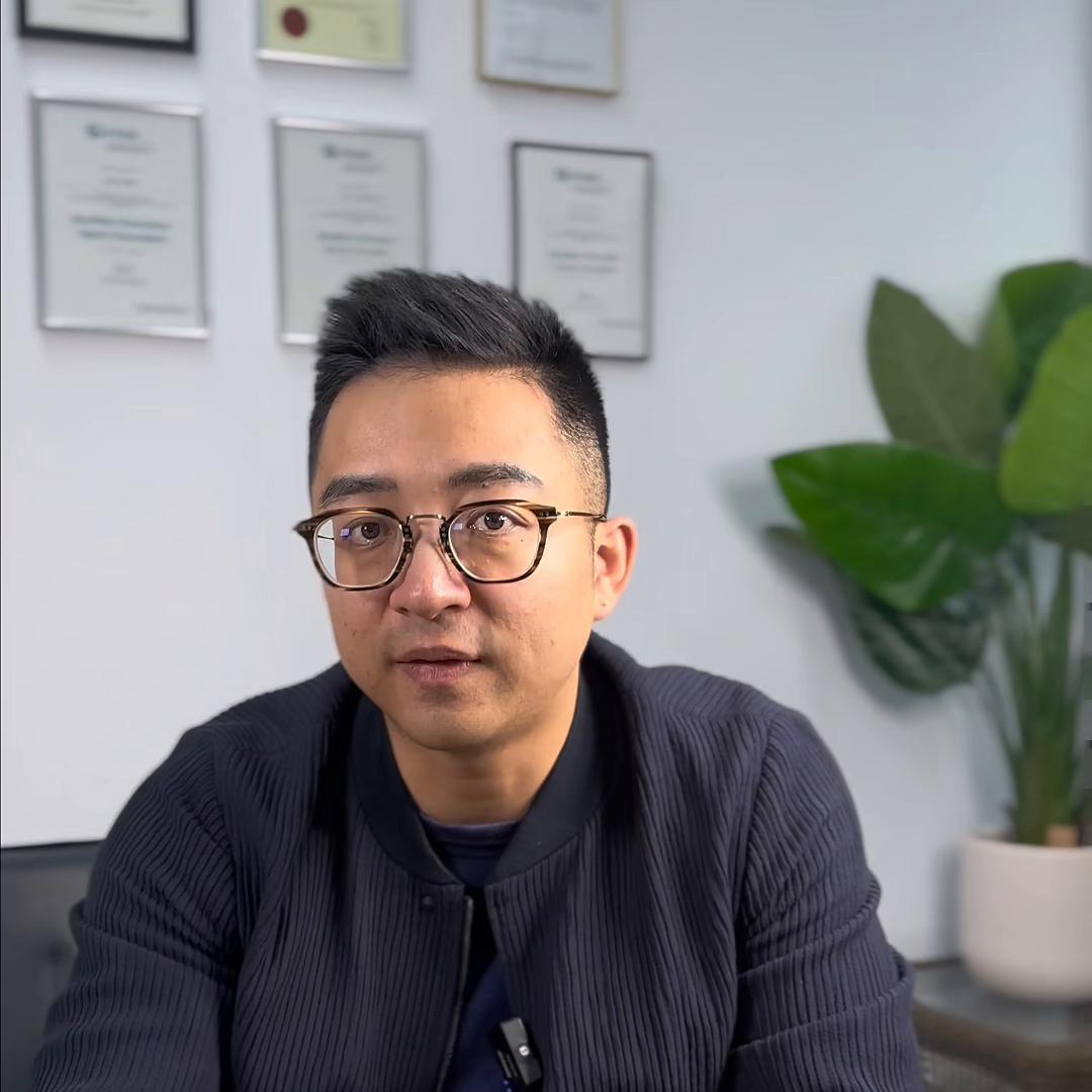 澳洲杨姐最新事件,澳洲小哥野外求生全部视频