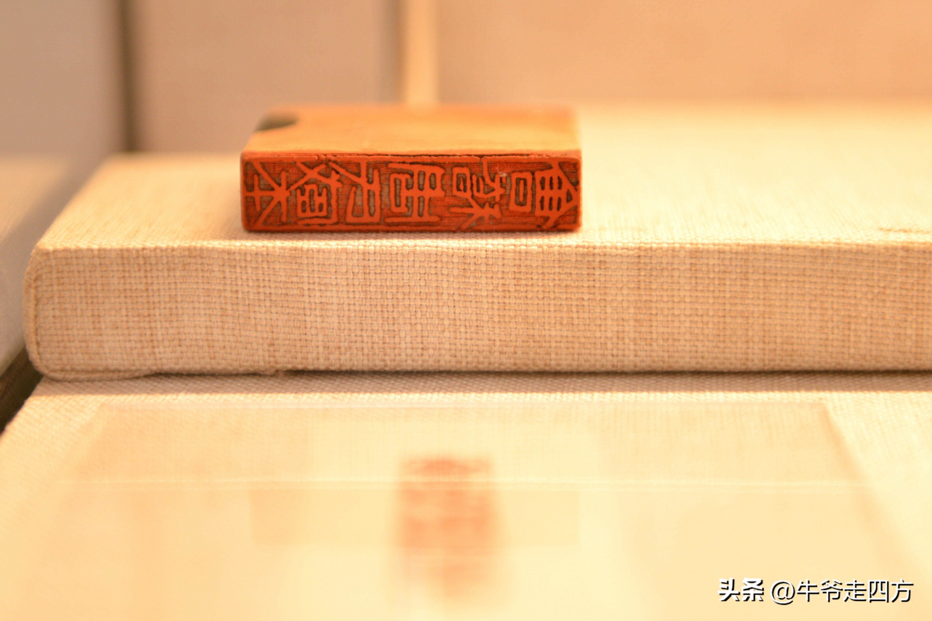 鍖椾含閲戠煶鍗氱墿棣嗗簡浜戝闂ㄧエ,閲戠煶鍗氱墿棣嗗簡浜戝