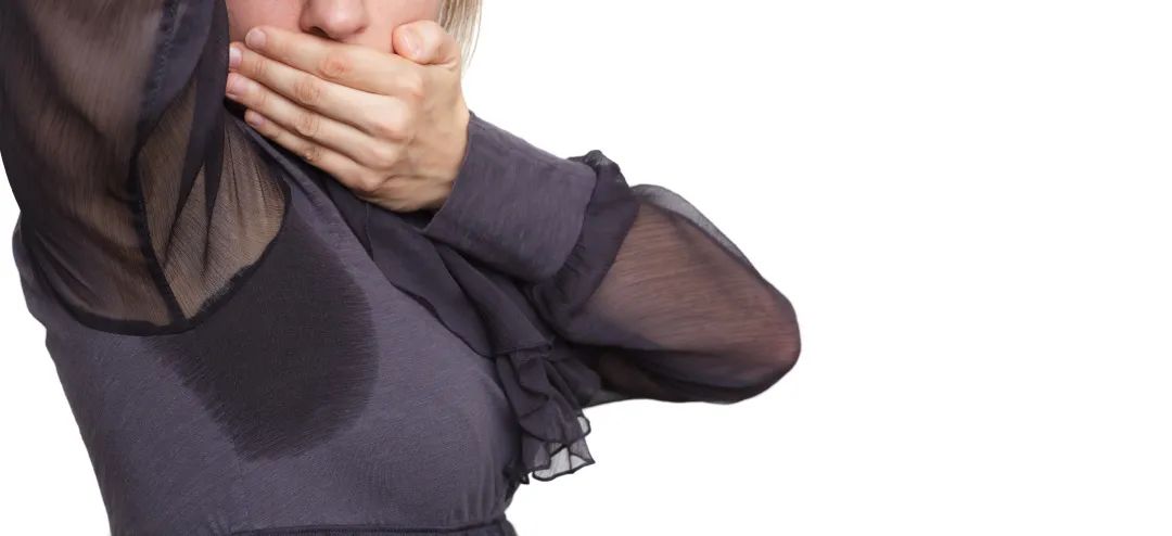 腋下狐臭有异味怎么解决,热天腋窝有点狐臭怎么办