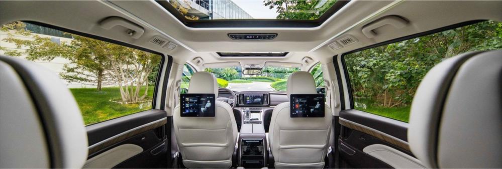 一汽奔腾m9新款,新款奔腾M9实车亮相