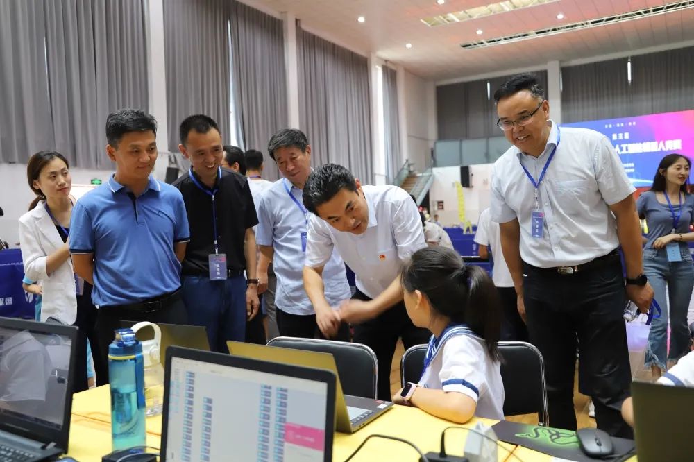 濮阳开德中学2018,濮阳开德中学全景