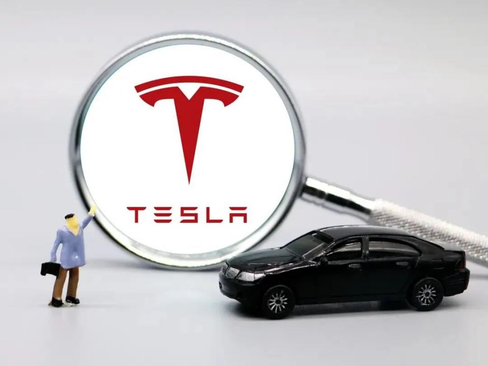 1000个人眼中有1000个哈利波特,1000个人的眼里有1000个什么