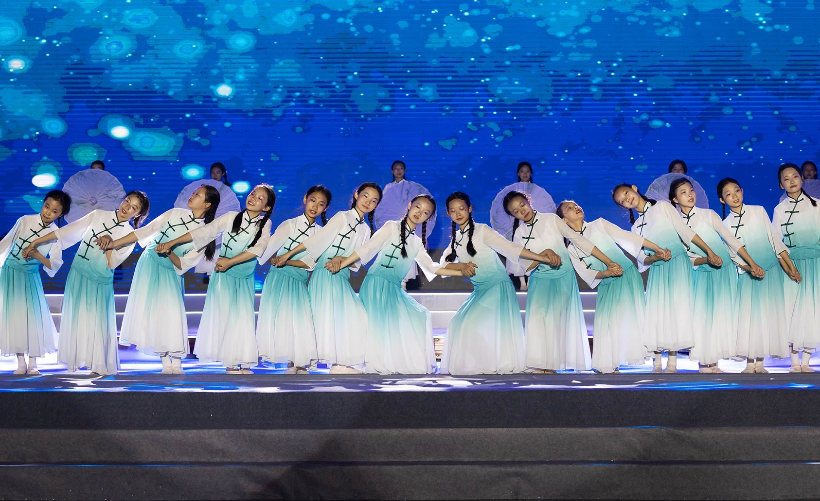 祝福小孩六一快乐身体健康,祝孩子们六一快乐茁壮成长