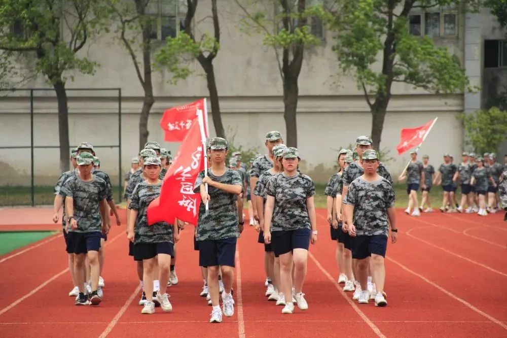 高标准军训,威武霸气的军训