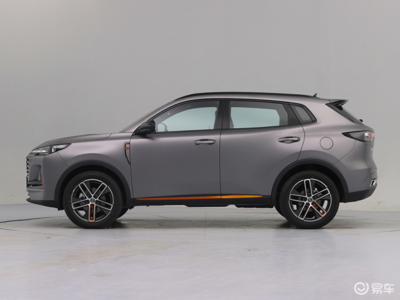 北汽魔方是小型还是大型suv,谁是紧凑型suv的王者