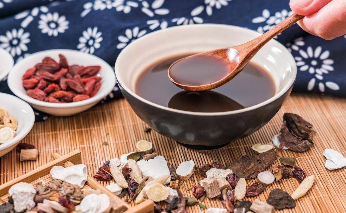 中医对脑胶质瘤的研究,脑胶质瘤中医治疗中药药方