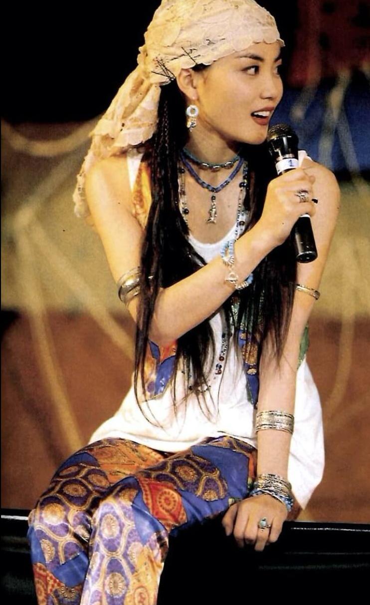 谢霆锋王菲朴树窦唯周迅李亚鹏,王菲谢霆锋李亚鹏周迅窦唯关系图