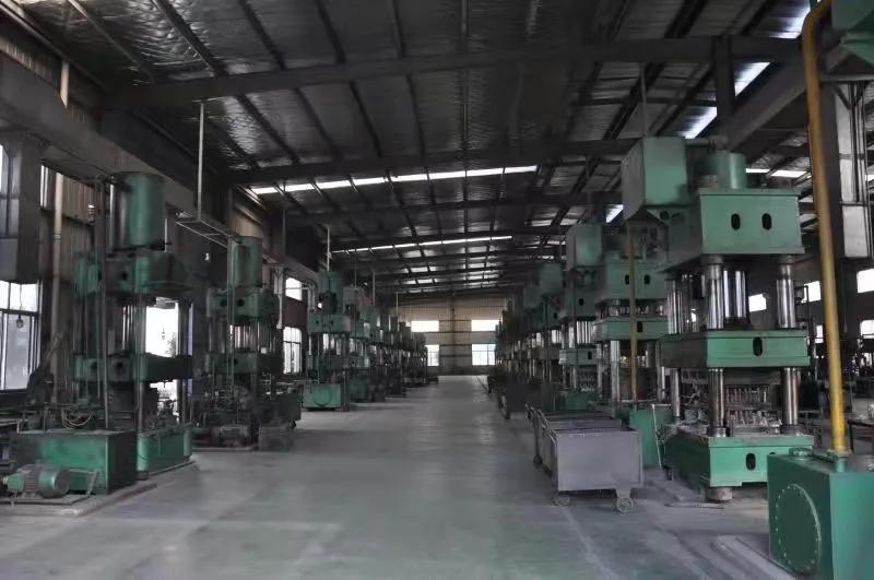 湖北群益汽车配件有限公司：操作工、质检员、班长、包装工、经理