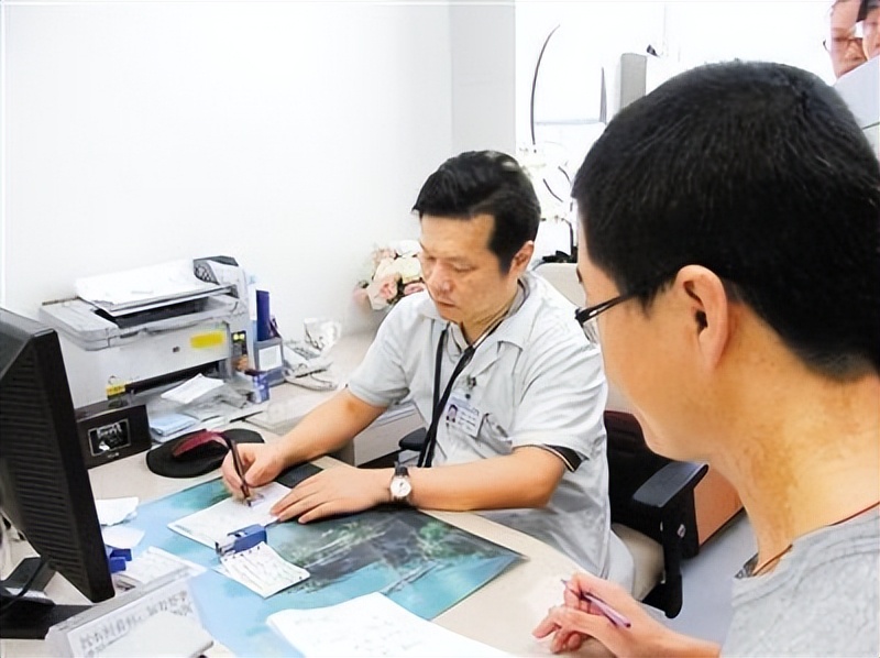 为啥国内看病越来越贵？假如医院取消检查费，会发生什么？快瞧瞧