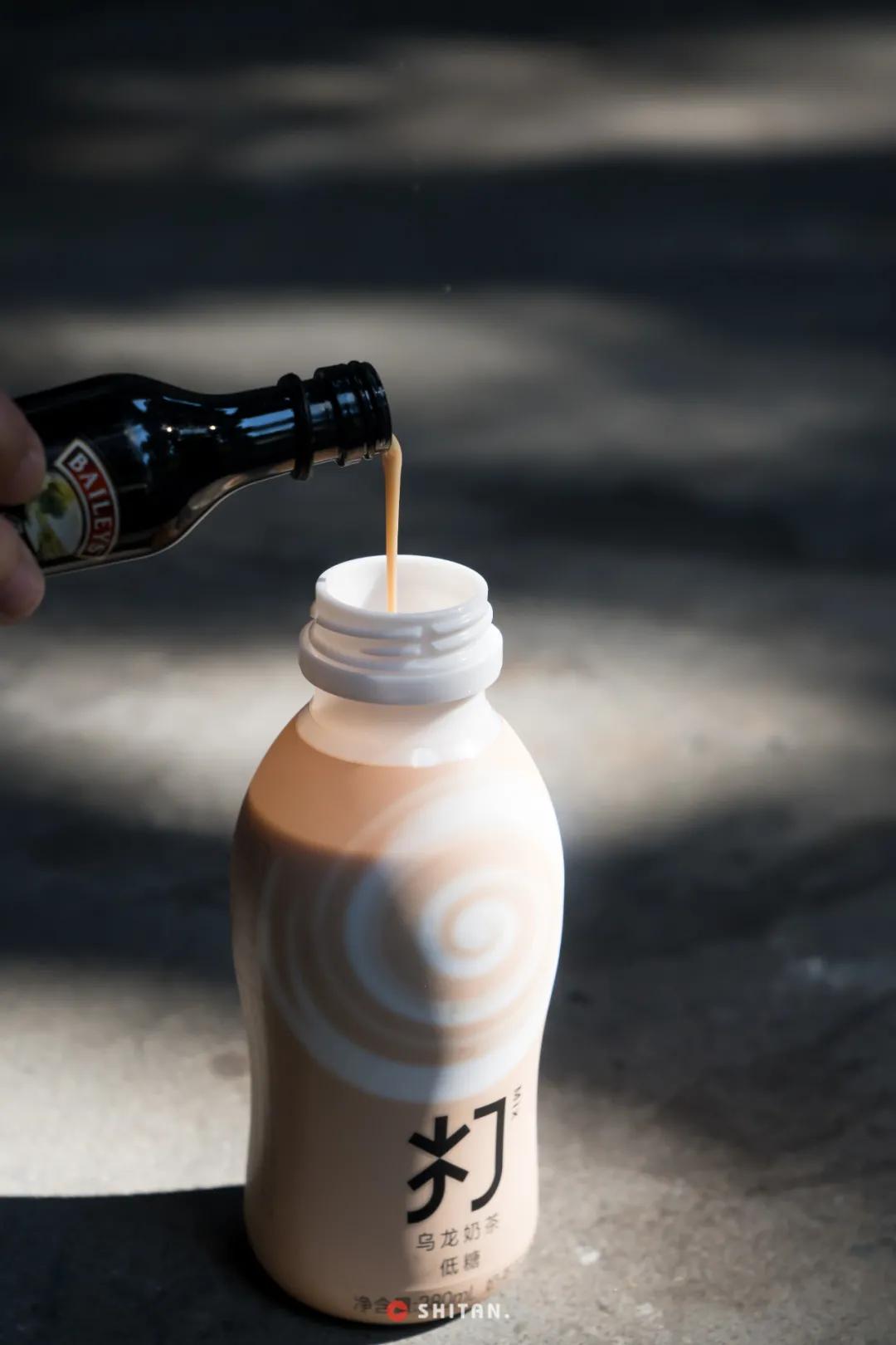 打奶茶真的好喝吗,之前很火的爆打奶茶