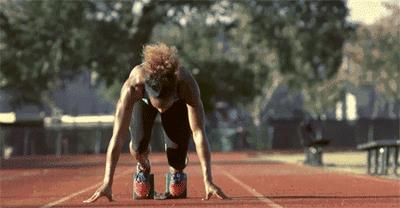 短跑100米动作训练,100米短跑的技巧的起跑动作