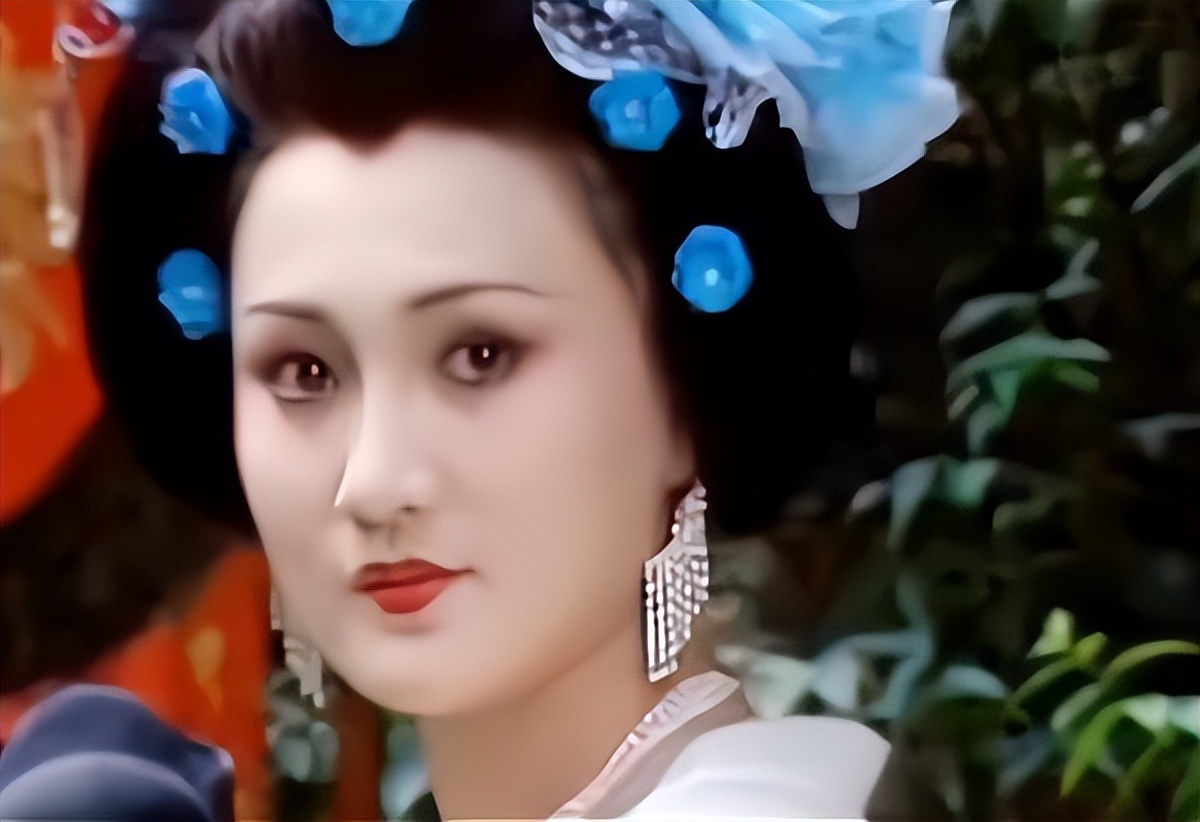 向海岚版杨贵妃照片,杨贵妃剧照向海岚版