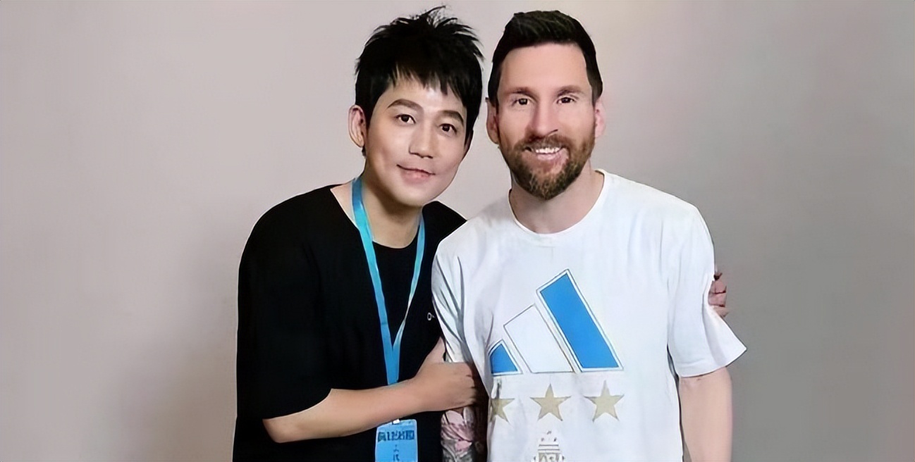 苏醒见完梅西偶遇薛之谦,薛之谦苏醒梅西直播