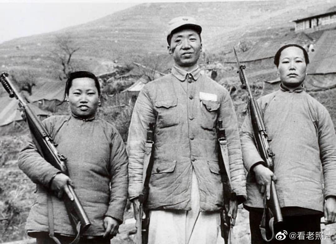 鏃ュ啗鍏借褰╄壊鐓х墖,渚靛崕鏃ュ啗鍏借缁濈増鐓х墖