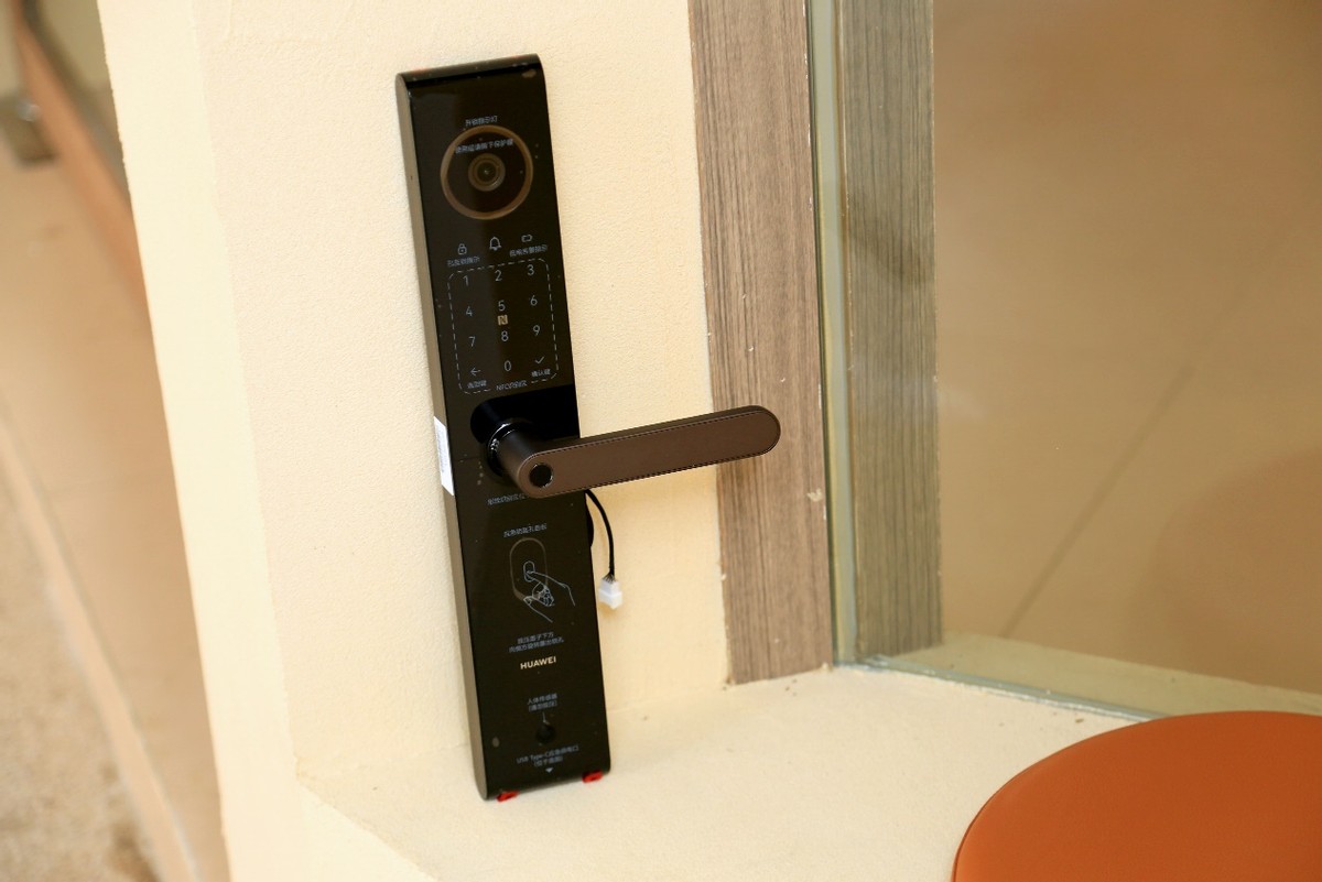 华为门锁se猫眼版使用,华为智能门锁se猫眼版锁舌