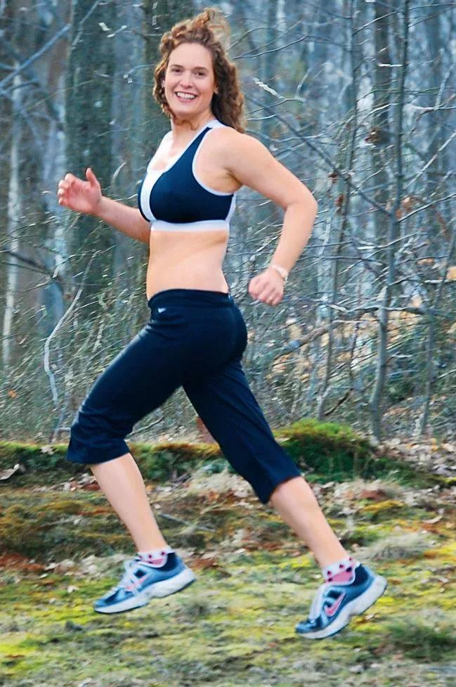 运动内衣谁发明的,运动型的内衣是哪一种