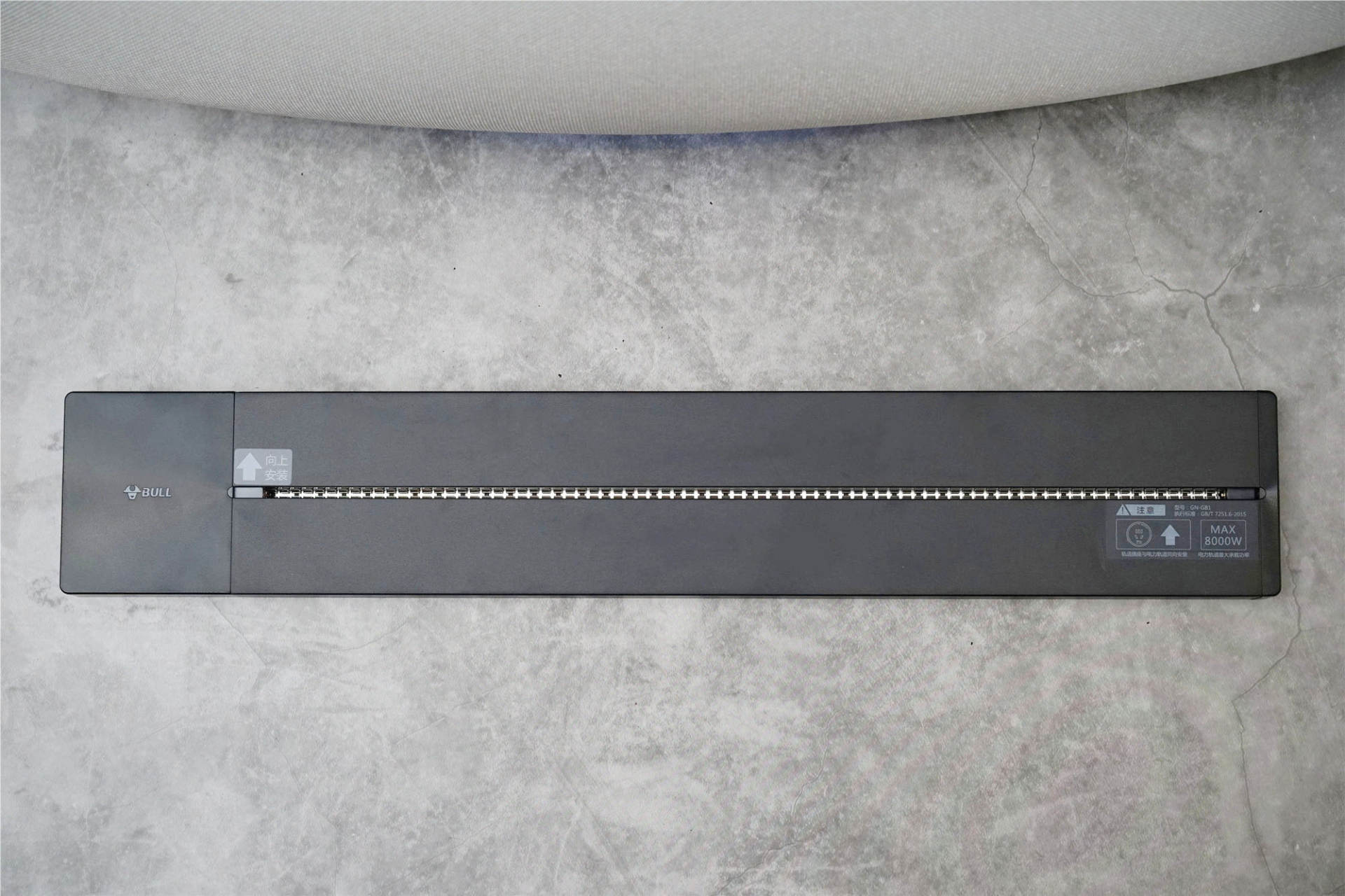 明装轨道插座需要怎么布线,轨道式插座如何安装明装