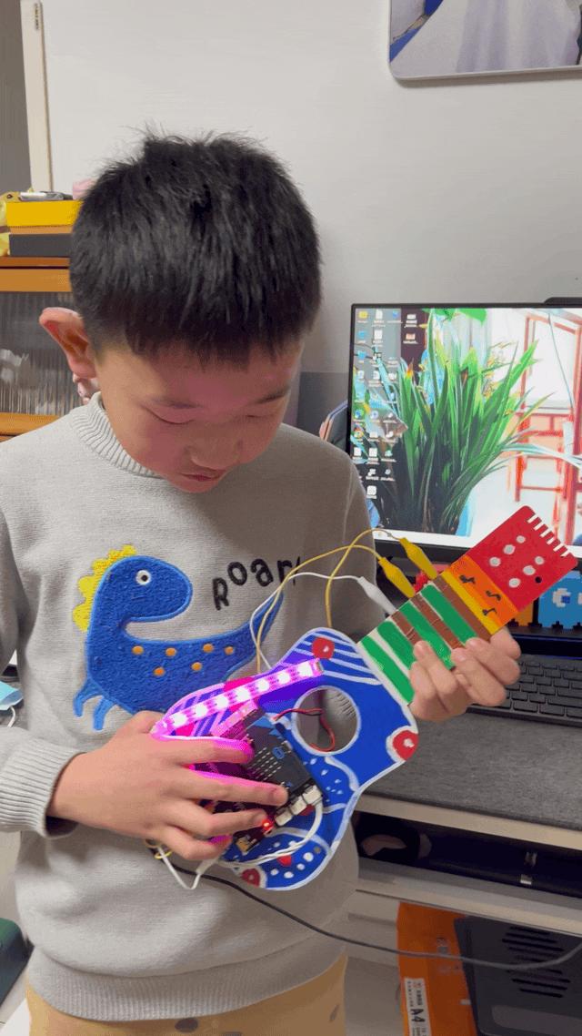 儿童创意编程和硬件编程,爱上数学免费课程