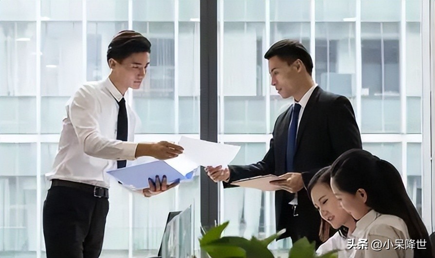 职场新人写一年两年职业规划,初入职场如何给自己进行职业规划