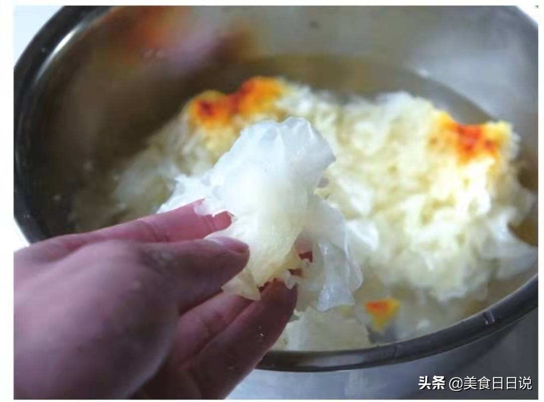 在家银耳怎样做成即食的,在家制作银耳羹的做法