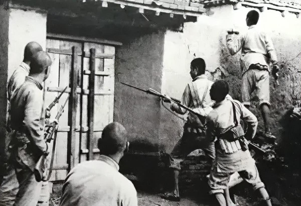 日军日记：*安妇慰**不服从管教，我很愤怒，用*刀刺**插入她的*体下**,2