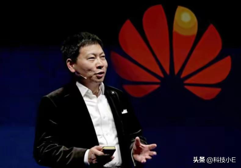 华为防水降价最狠的旗舰机,华为2022年值得入手的直面屏手机