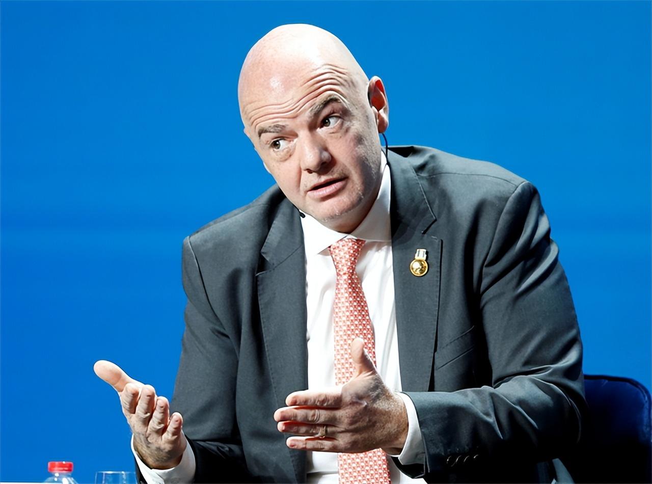 姆巴佩梅西世界杯点球,2018年世界杯梅西被姆巴佩打懵