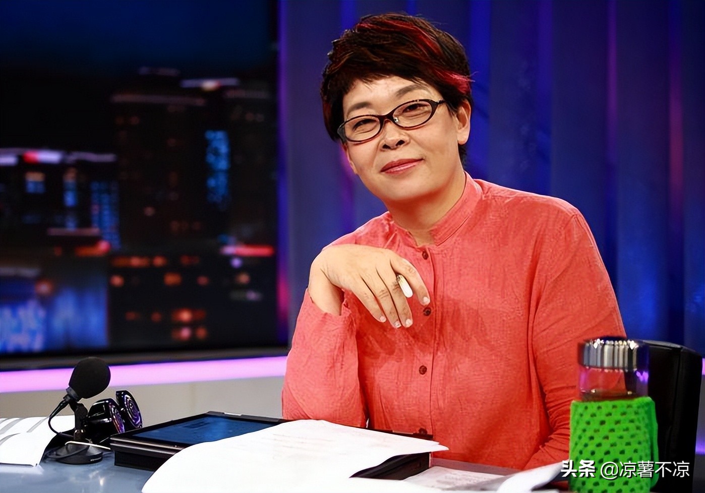 央视十大女主持至今未婚年龄多大,央视的十大著名女主持你最喜欢谁