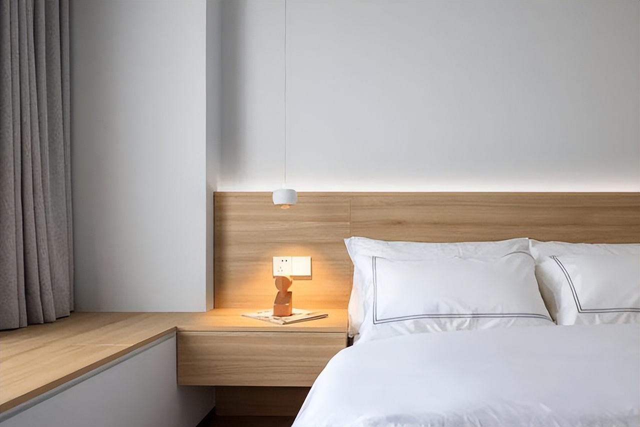 装修最不后悔的就是装了电视柜,装修是否做满墙电视柜