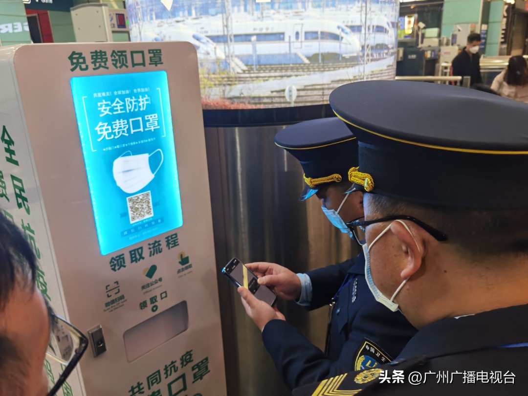 新春走基层团圆添暖意,新春走基层慰问