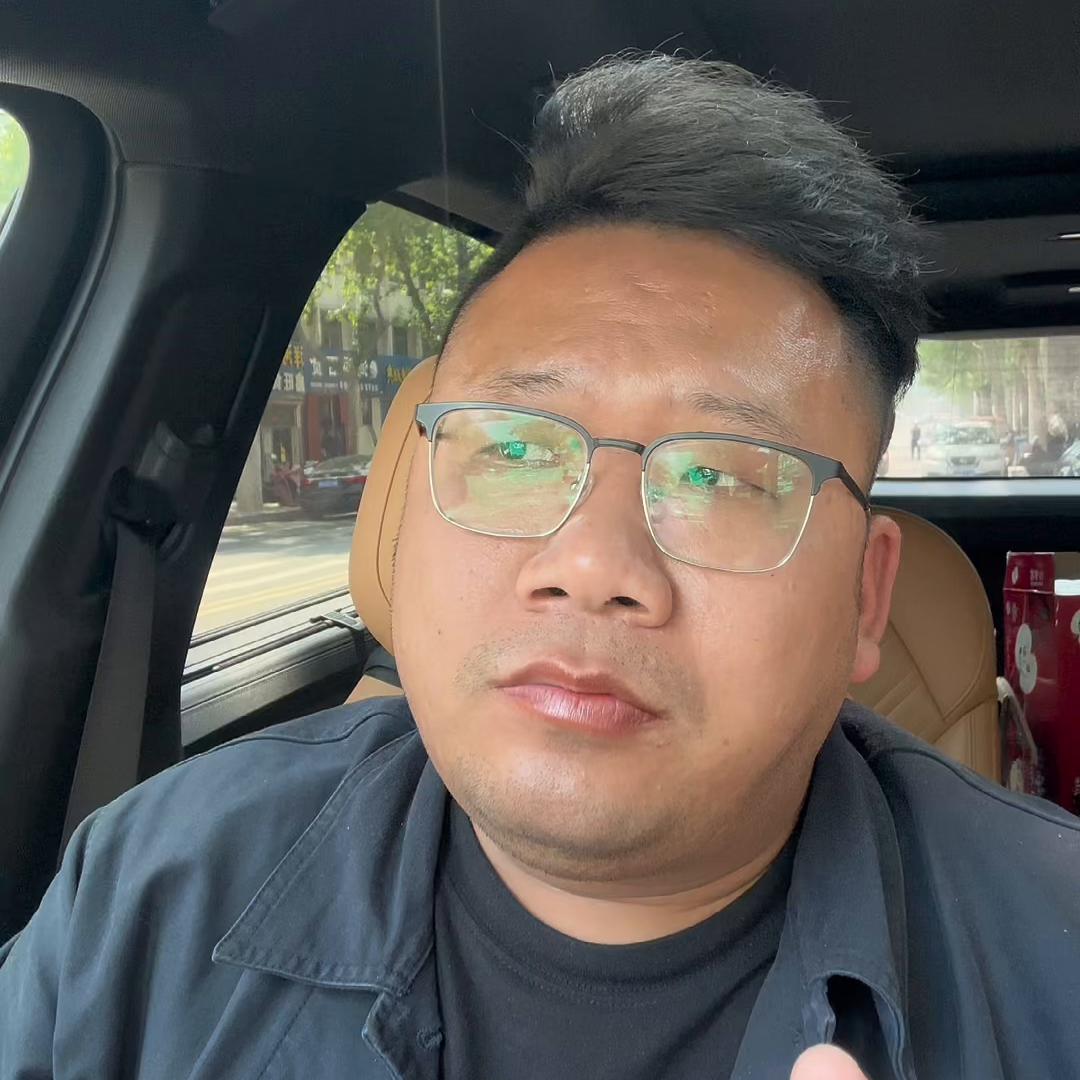 她和生活，和这碗擀面皮有什么区别，尽管价格变了，你喜欢...