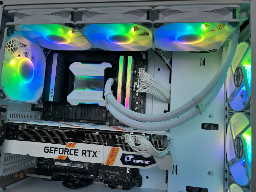 i712700b660m鍐呭瓨瓒呴,i77700hq瓒呴鏁欑▼