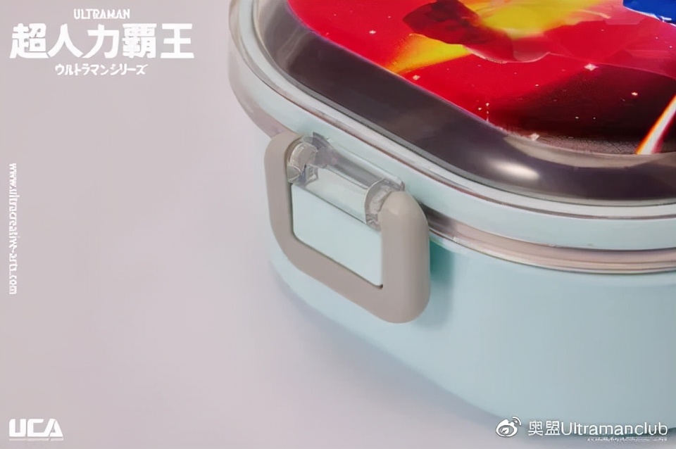 「奥盟代购」奥特曼亲子足球保卫战