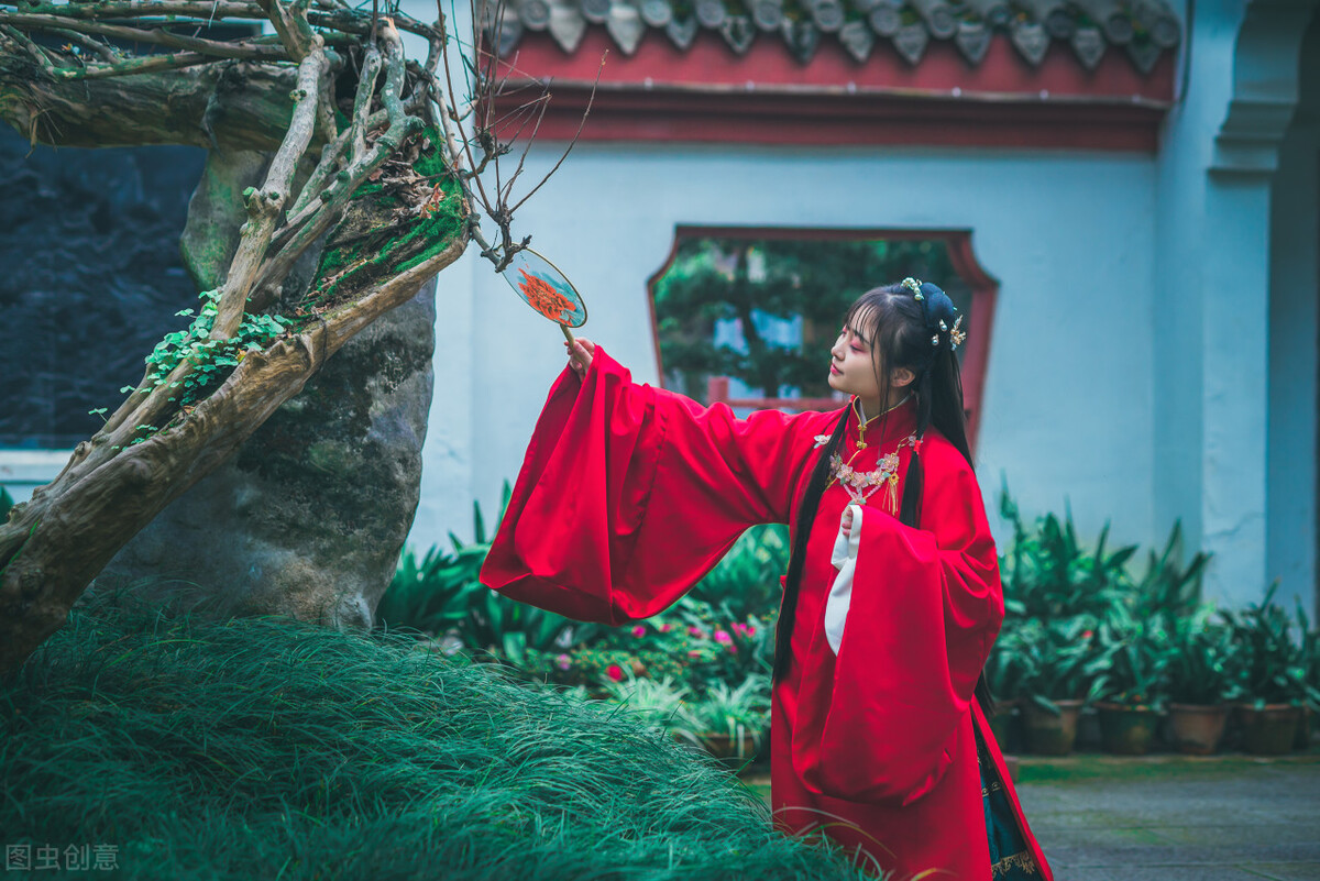 三本*妇熟**文的天花板，剧情描写细腻，让人忍不住熬夜到天亮