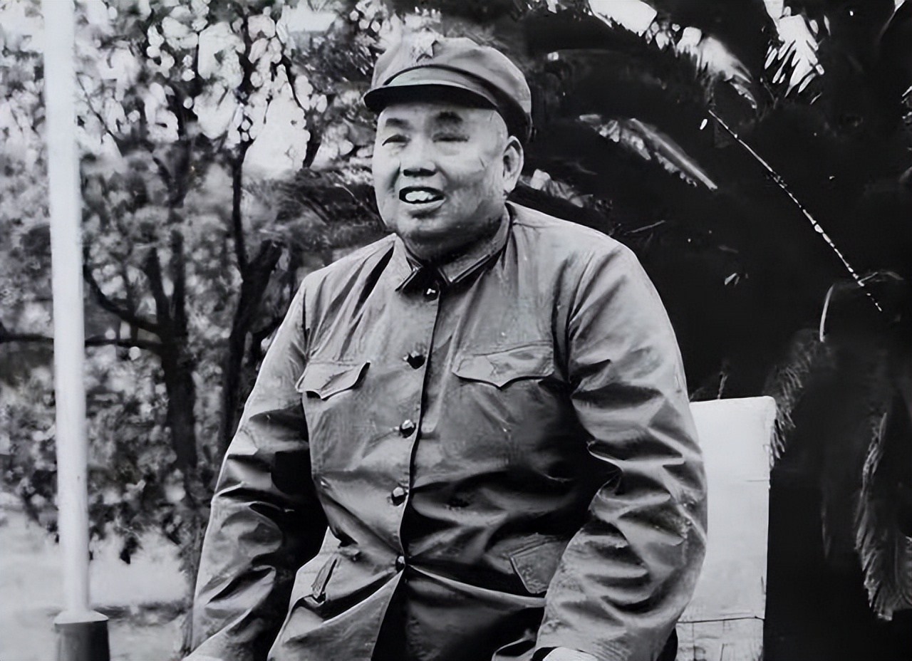 79年*世友许**用一个月击败越军，回国时满脸怒气，无人敢前去接机