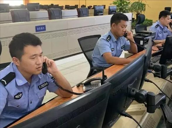 老人生日宴上儿女听完立刻报警,91岁的老人忽然说胡话