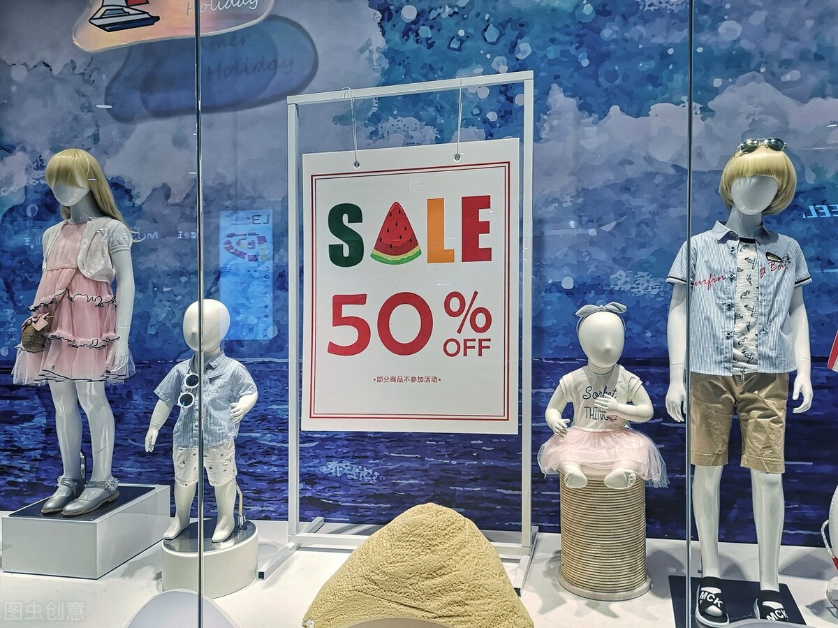 适合宝妈开的童装店,新手开童装店自己拿货还是加盟好