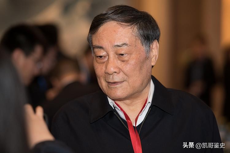 “中国首富”把矿泉水和疫苗变成“印钞机”，这操作马云都看不懂