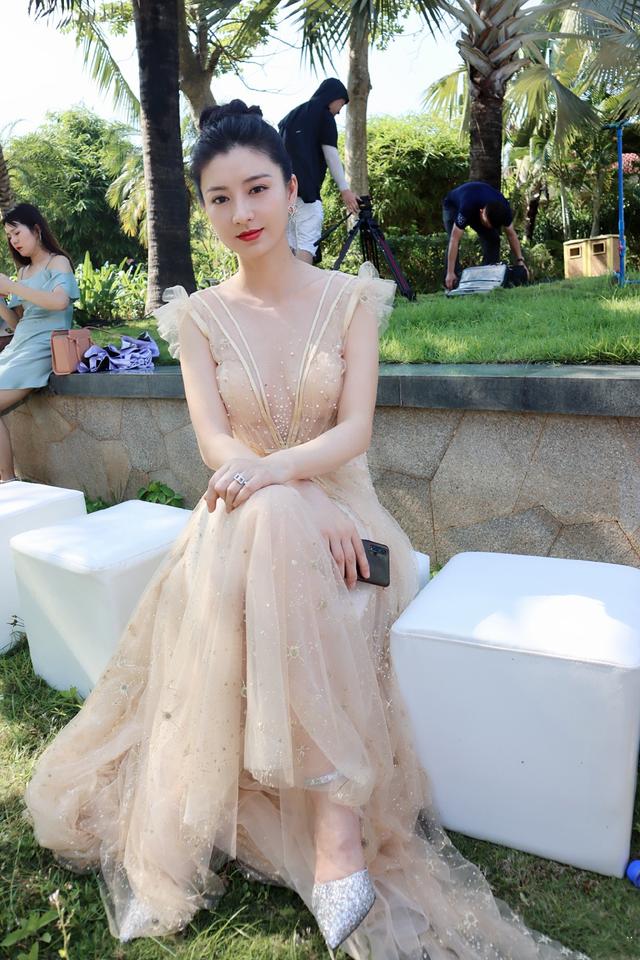 沈眉庄斓曦绝世美颜,可爱沈眉庄斓曦