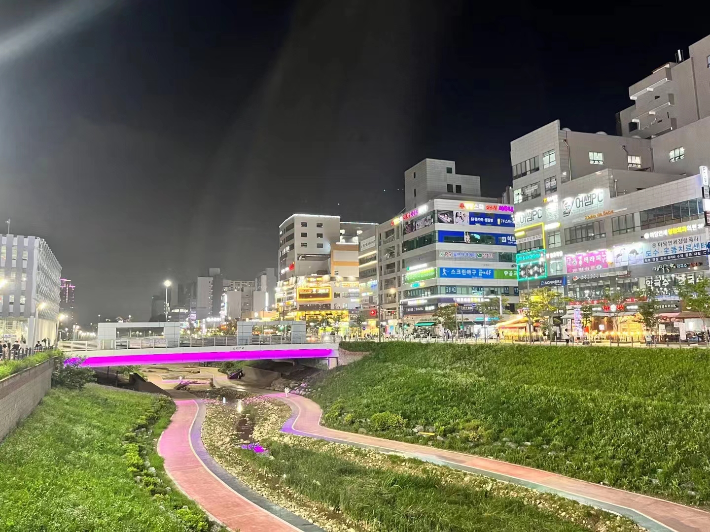 八零后娜娜,8090后娜娜