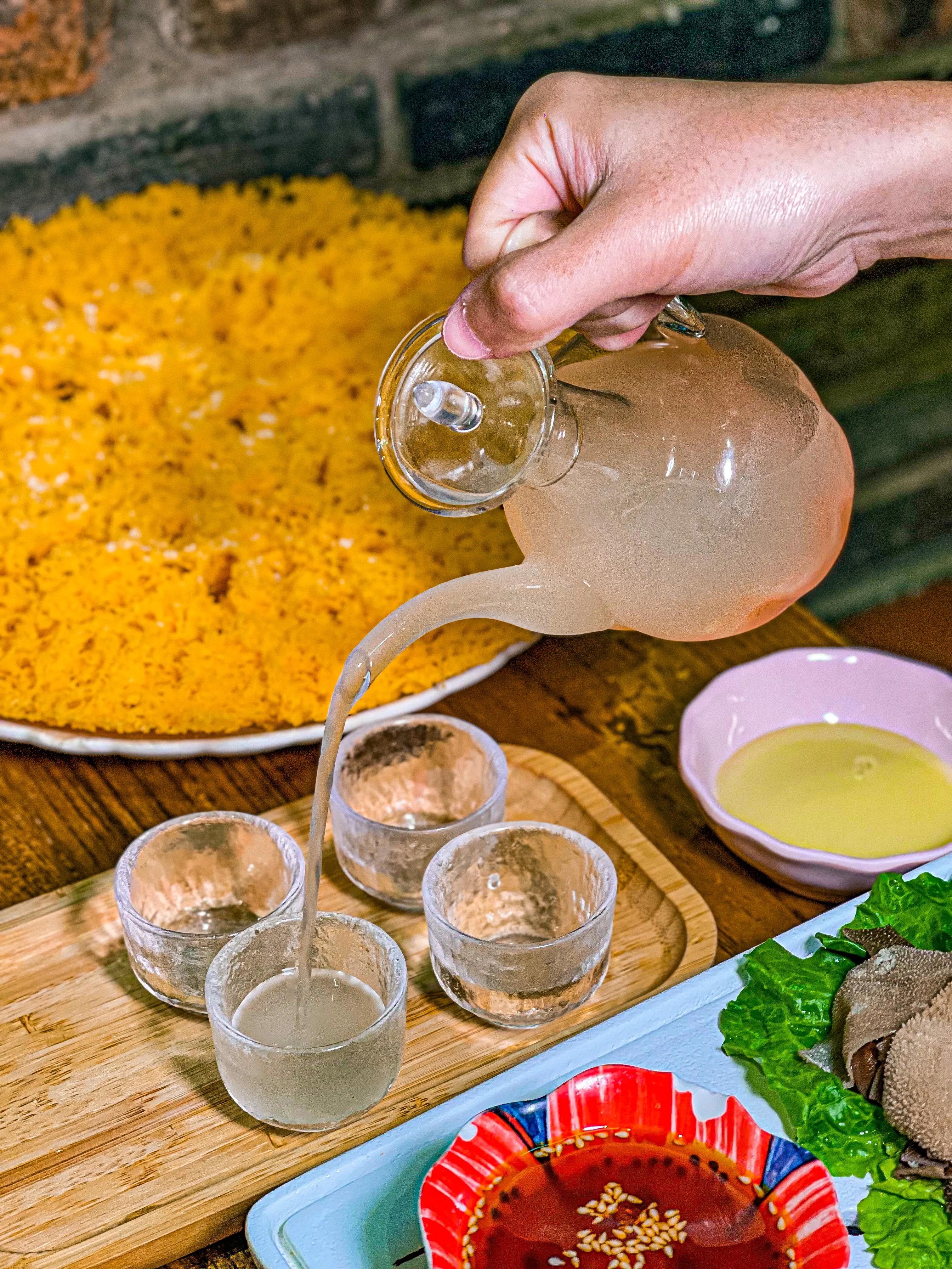 重庆开了30年的宝藏老酒馆‼️热梅酒赞到爆