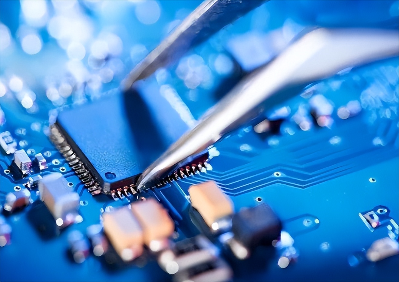 日本向中国出售哪几款光刻机,日本光刻机真实情况