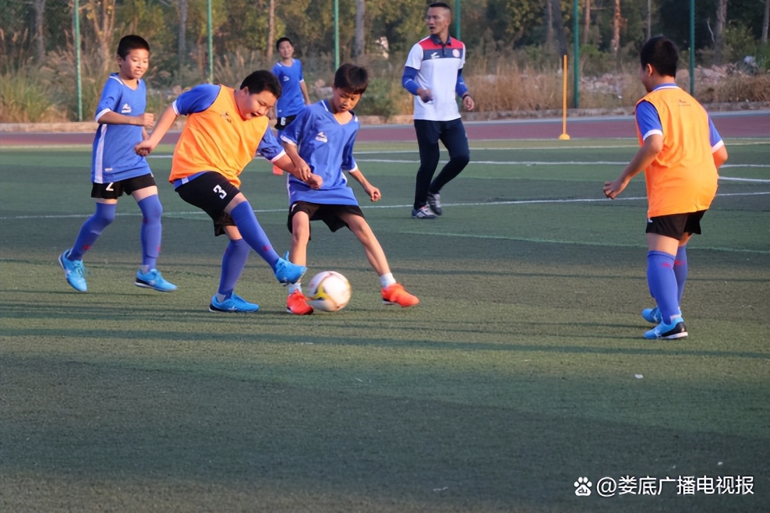 娄底青少年校园足球赛,娄底第一届青少年足球赛决赛