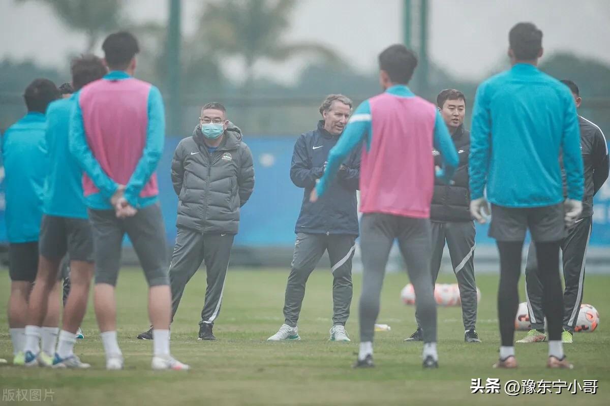 重回平民之路?河南嵩山龙门在阔绰了一个赛季之后,回到了旧时代