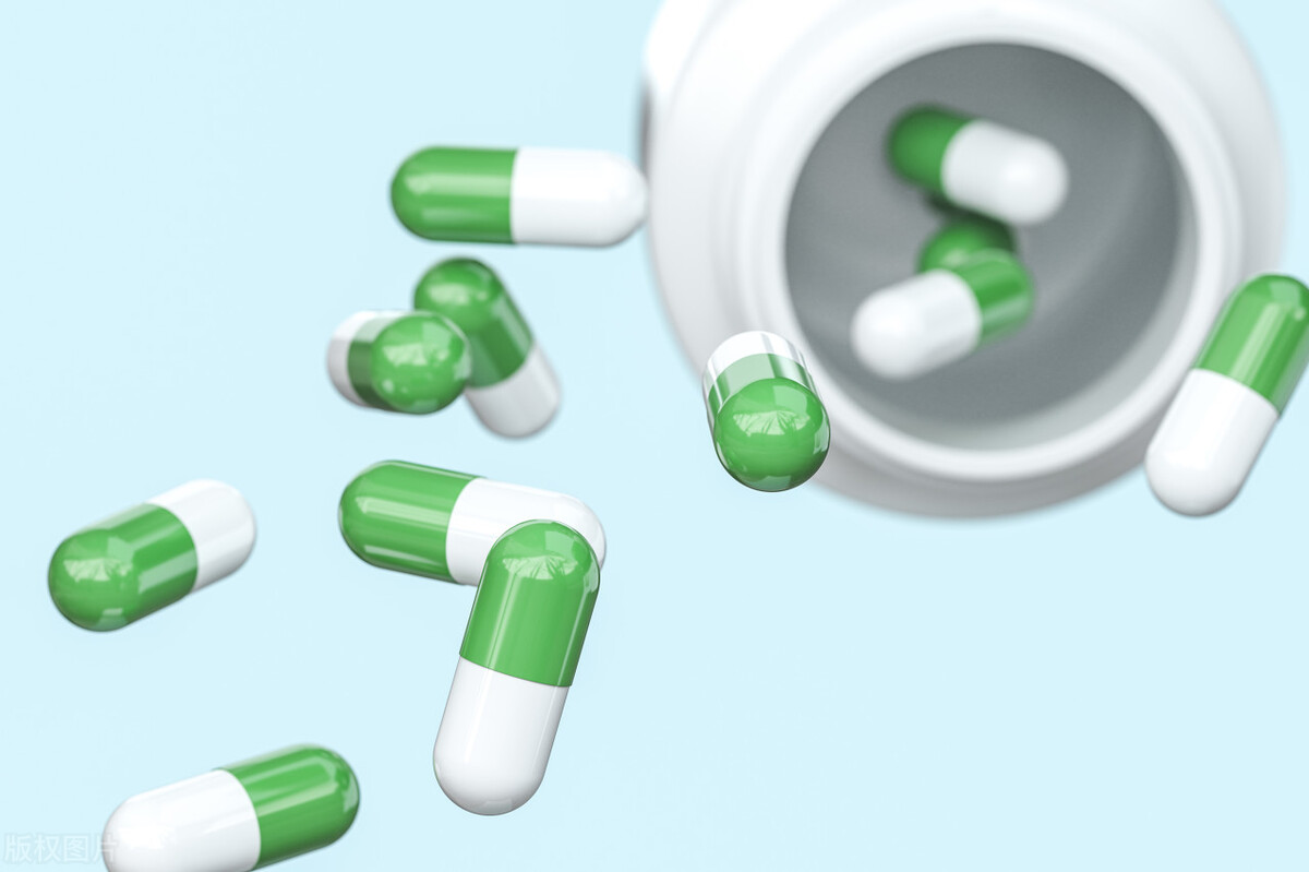 达克宁与达克罗宁有区别吗,达克宁软膏男士瘙痒