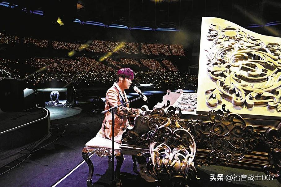 周董演唱会让观众大合唱,周董演唱会生日祝福
