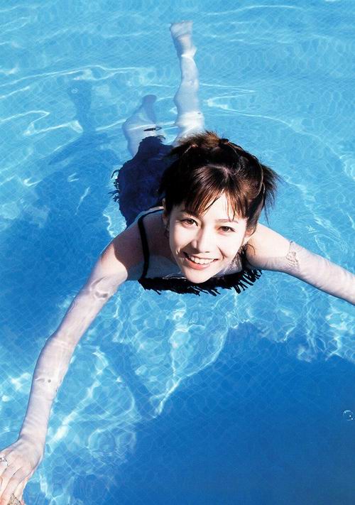 蜡笔小新里提到的女星在第几集,蜡笔小新喜欢的日本女星真人版